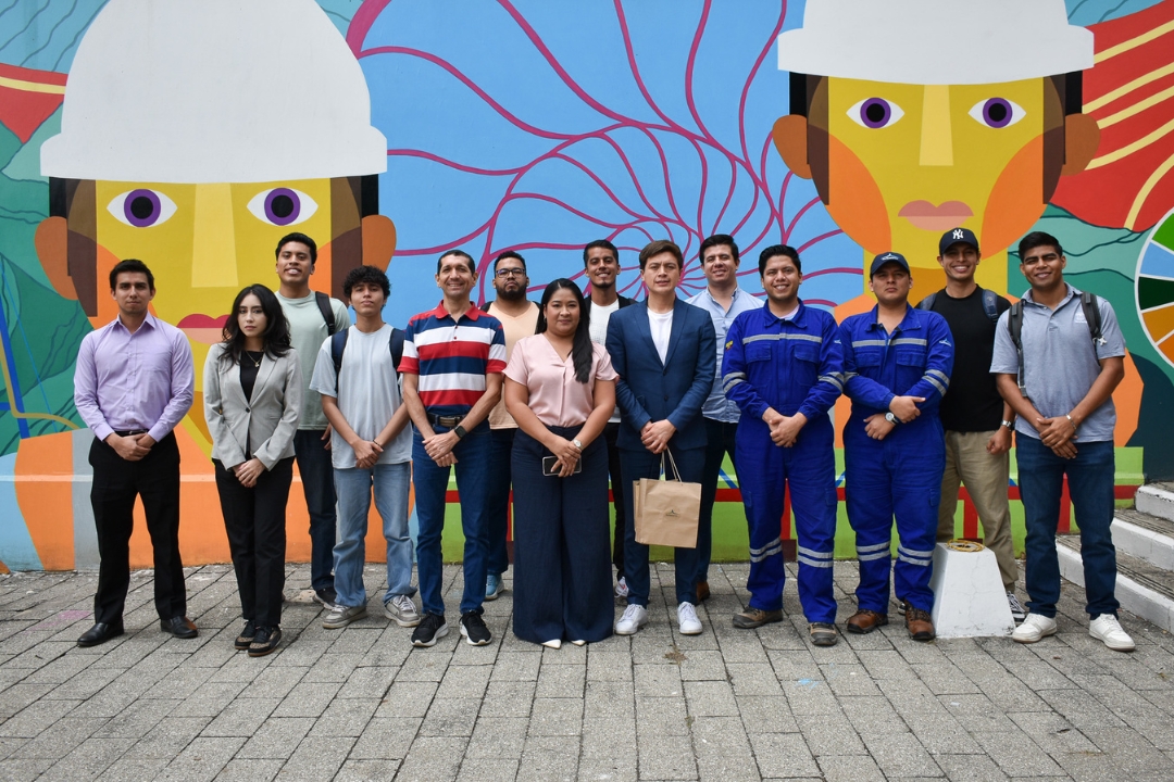 Charla técnica fortalece conocimientos en operaciones de wireline para estudiantes de Petróleos