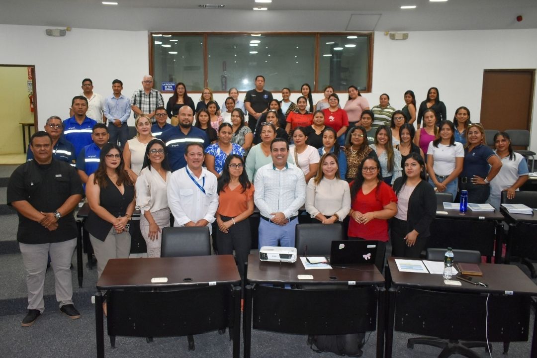 Participantes de la IV promoción del programa de capacitación para la licencia profesional tipo G