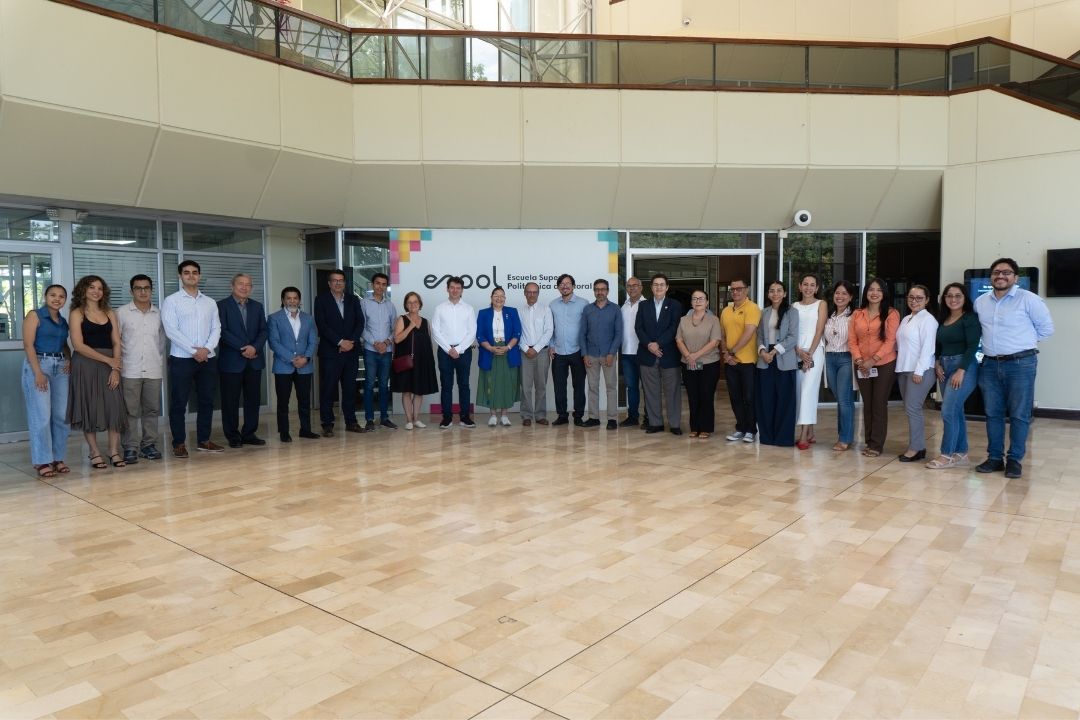 Proyecto STARS reunido en Rectorado de ESPOL