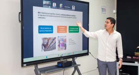 Reunión de profesores de Ingeniería Civil fortalece la mejora continua y la proyección estratégica de la carrera