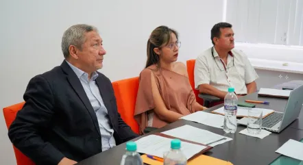 El decano de la FICT, Paúl Carrión,