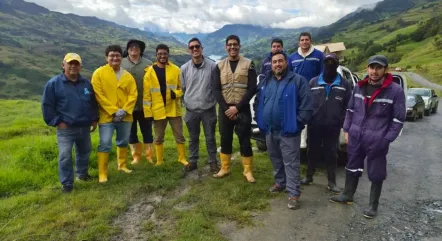 Delegación en campaña de prospección geofísica en Azuay