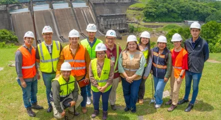 Estudiantes de la Maestría de Ing. Civil realizan visita técnica internacional en Panamá