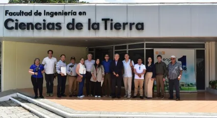 Encuentro respresentantes de Alausí con FICT-ESPOL
